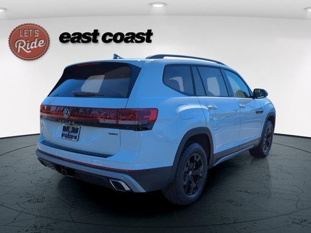 new 2025 Volkswagen Atlas car, priced at $50,046