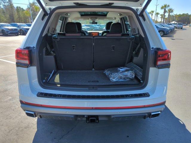 new 2025 Volkswagen Atlas car, priced at $50,046
