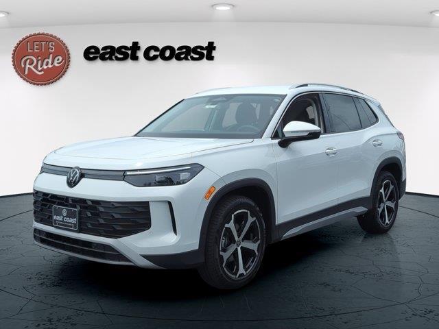 new 2025 Volkswagen Tiguan car, priced at $34,353