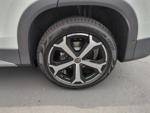 new 2025 Volkswagen Tiguan car, priced at $34,353