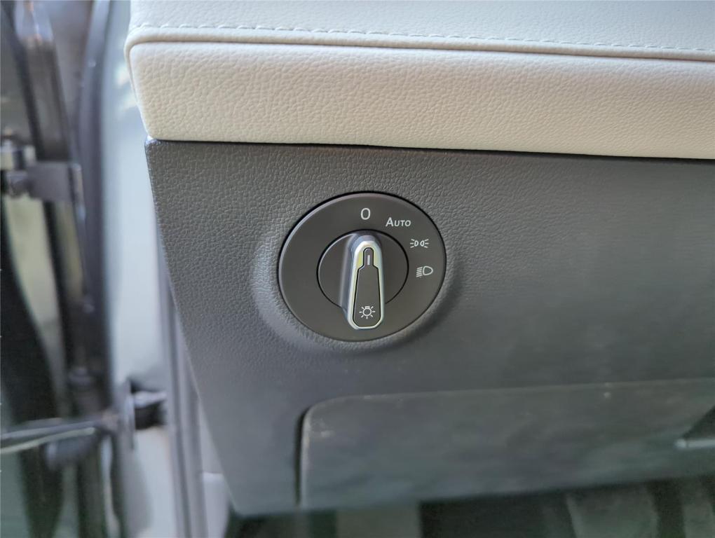 new 2025 Volkswagen Taos car, priced at $27,888
