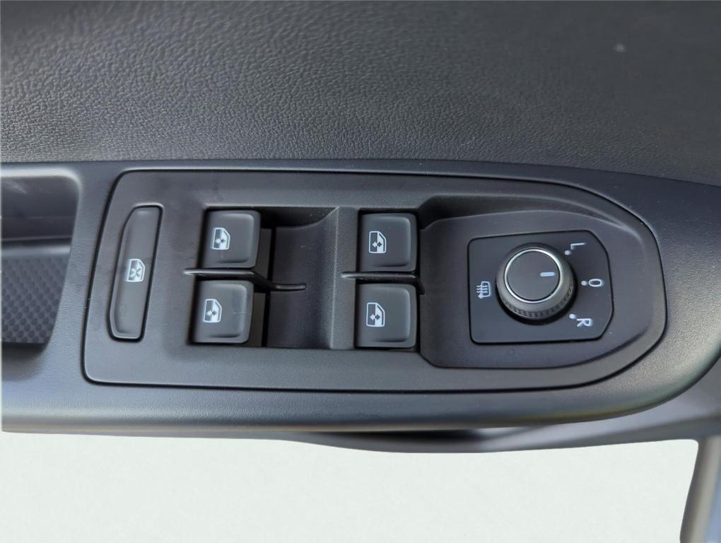 new 2025 Volkswagen Taos car, priced at $27,888