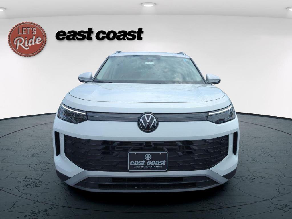 new 2025 Volkswagen Tiguan car, priced at $27,976
