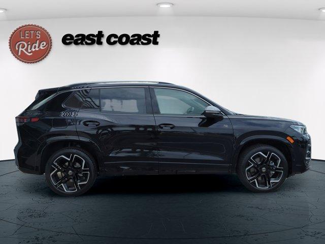 new 2025 Volkswagen Tiguan car