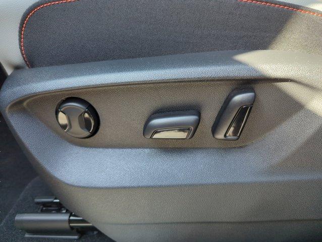 new 2025 Volkswagen Atlas car, priced at $50,224