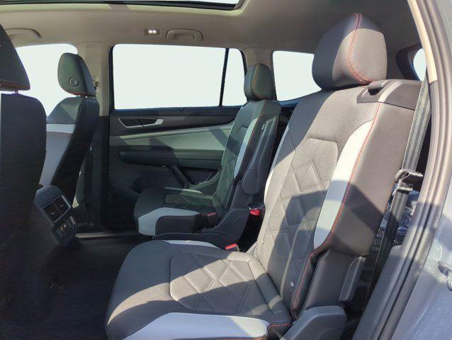 new 2025 Volkswagen Atlas car, priced at $50,224