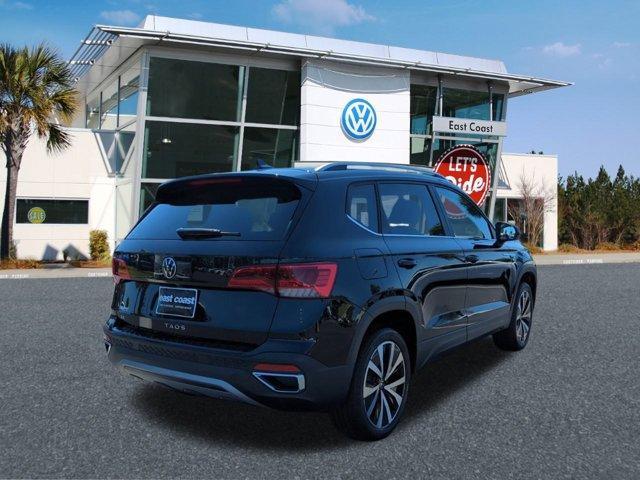 new 2024 Volkswagen Taos car