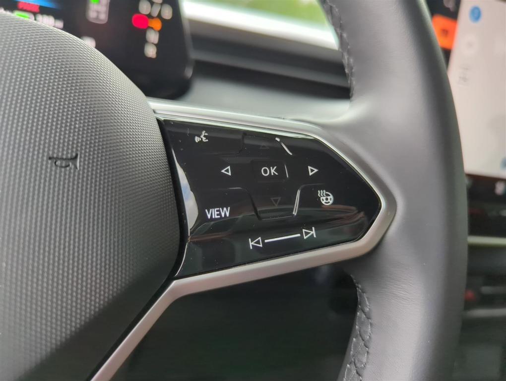 new 2025 Volkswagen ID. Buzz car, priced at $59,195
