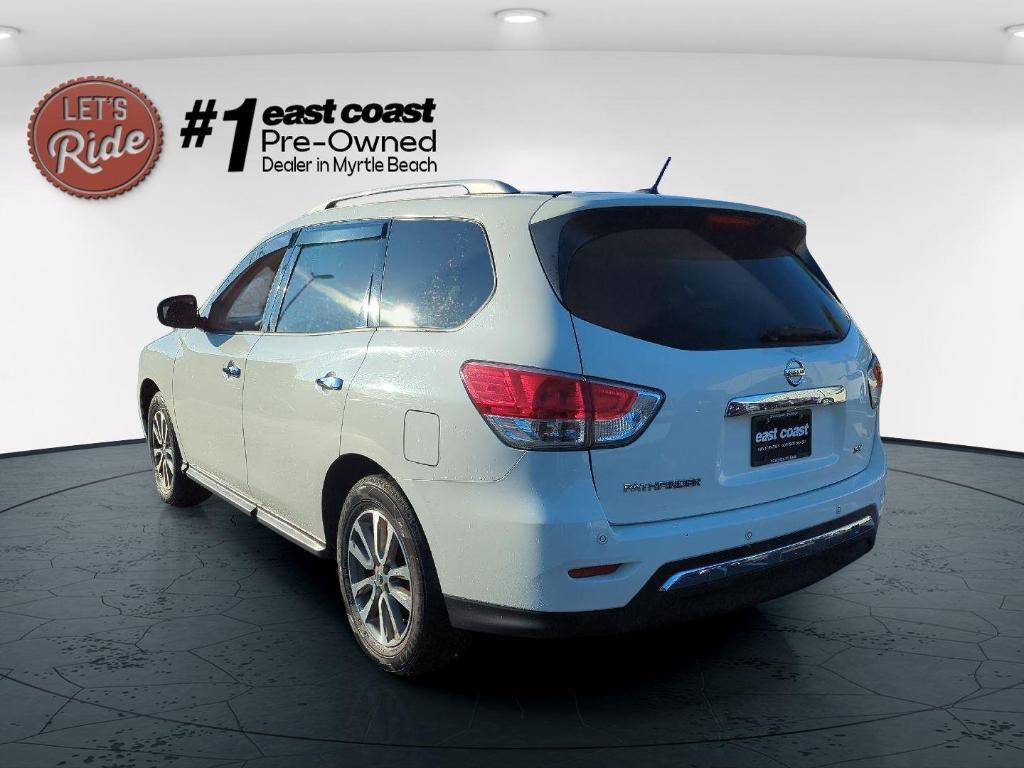 used 2016 Nissan Pathfinder car, priced at $13,987