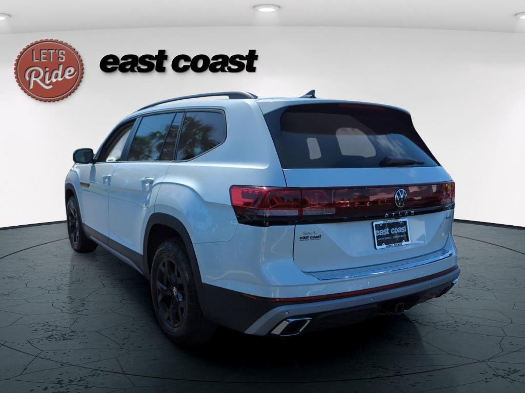 new 2024 Volkswagen Atlas car, priced at $52,966