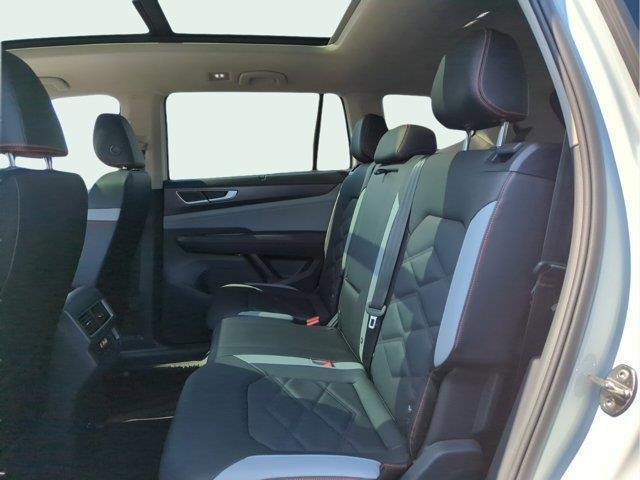 new 2024 Volkswagen Atlas car, priced at $53,966