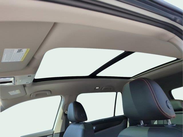 new 2024 Volkswagen Atlas car, priced at $53,966