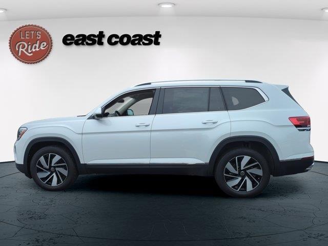 new 2025 Volkswagen Atlas car, priced at $52,404