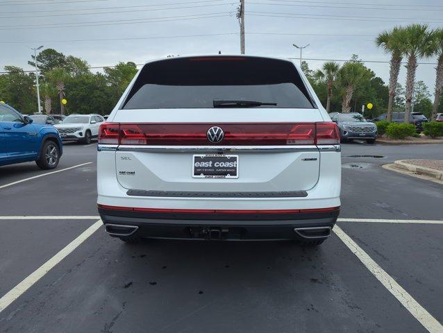 new 2025 Volkswagen Atlas car, priced at $52,404