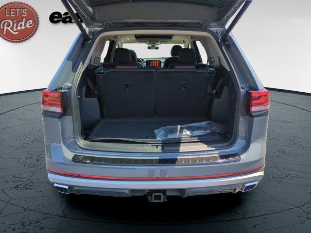 new 2025 Volkswagen Atlas car, priced at $50,399
