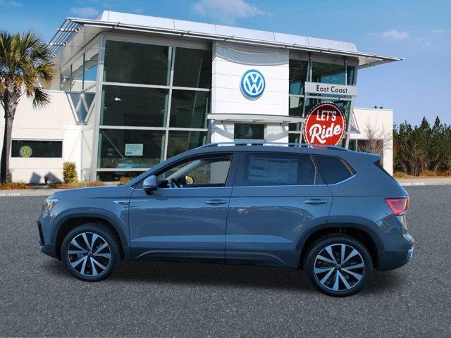 new 2024 Volkswagen Taos car