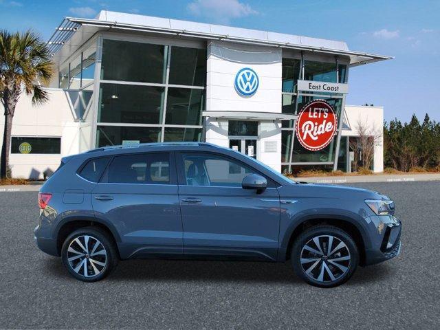 new 2024 Volkswagen Taos car