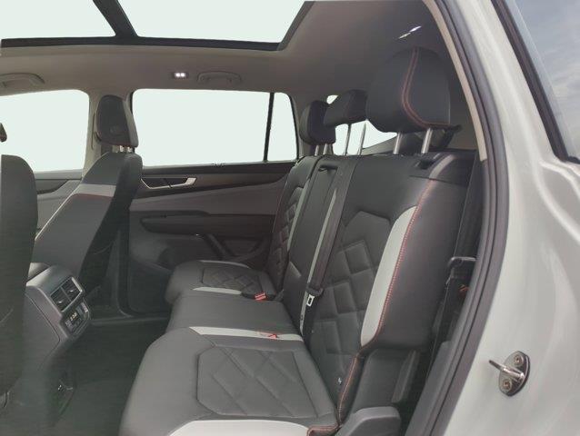 new 2025 Volkswagen Atlas car, priced at $48,671