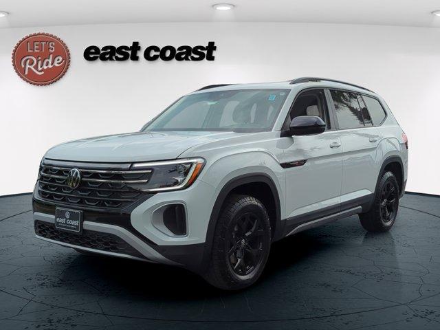 new 2025 Volkswagen Atlas car, priced at $48,671