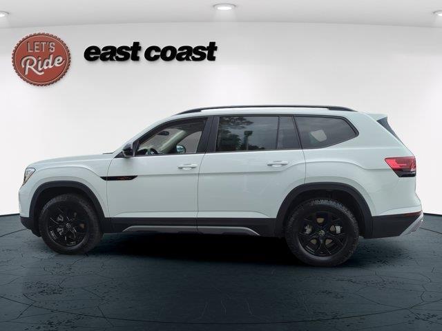new 2025 Volkswagen Atlas car, priced at $48,671