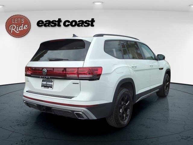 new 2025 Volkswagen Atlas car, priced at $48,671