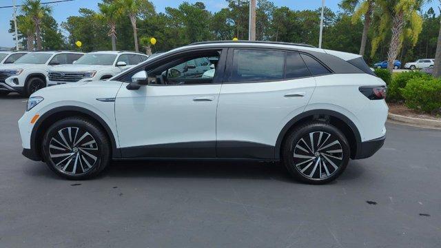 new 2025 Volkswagen ID.4 car, priced at $46,066
