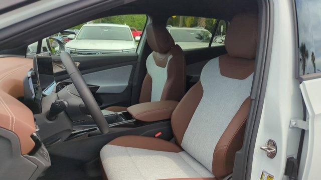 new 2025 Volkswagen ID.4 car, priced at $46,066