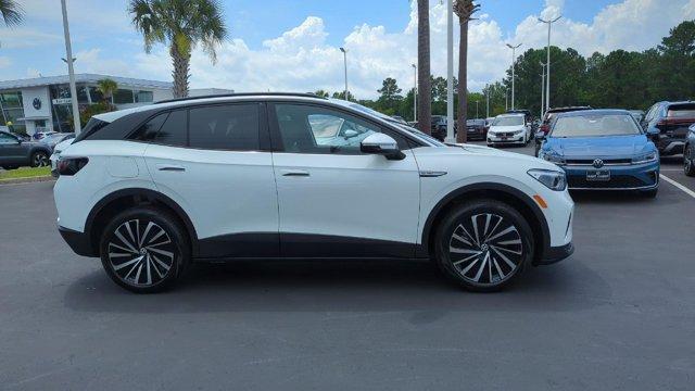 new 2025 Volkswagen ID.4 car, priced at $46,066