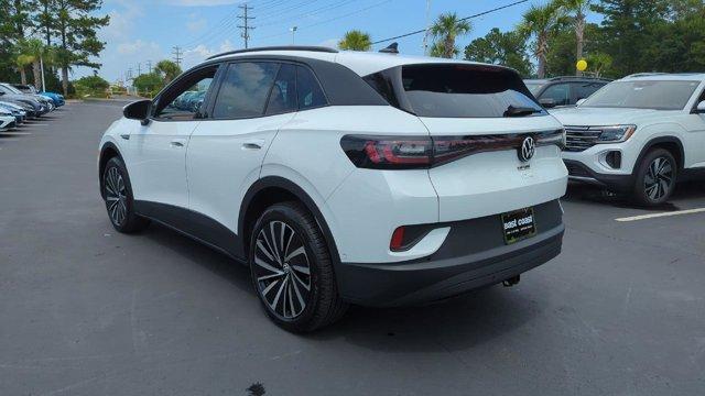 new 2025 Volkswagen ID.4 car, priced at $46,066
