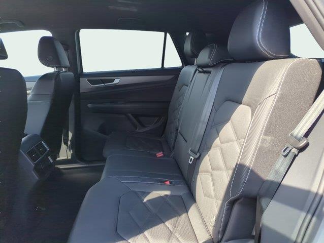 new 2025 Volkswagen Atlas Cross Sport car, priced at $43,946