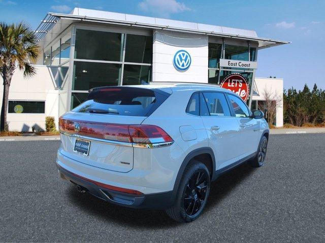 new 2025 Volkswagen Atlas Cross Sport car