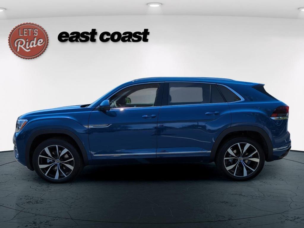 new 2025 Volkswagen Atlas Cross Sport car