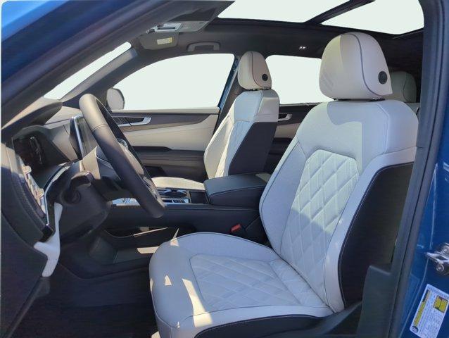 new 2025 Volkswagen Atlas Cross Sport car