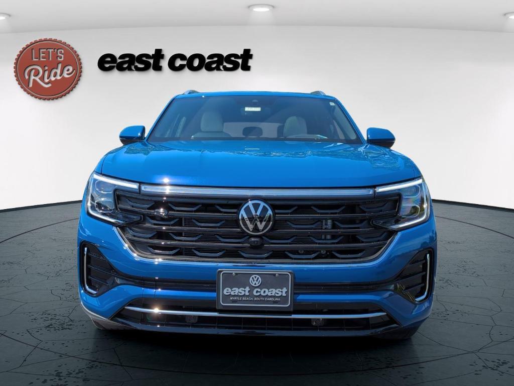 new 2025 Volkswagen Atlas Cross Sport car