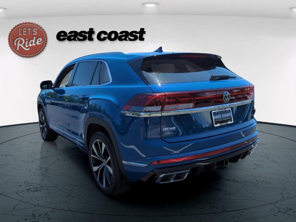 new 2025 Volkswagen Atlas Cross Sport car