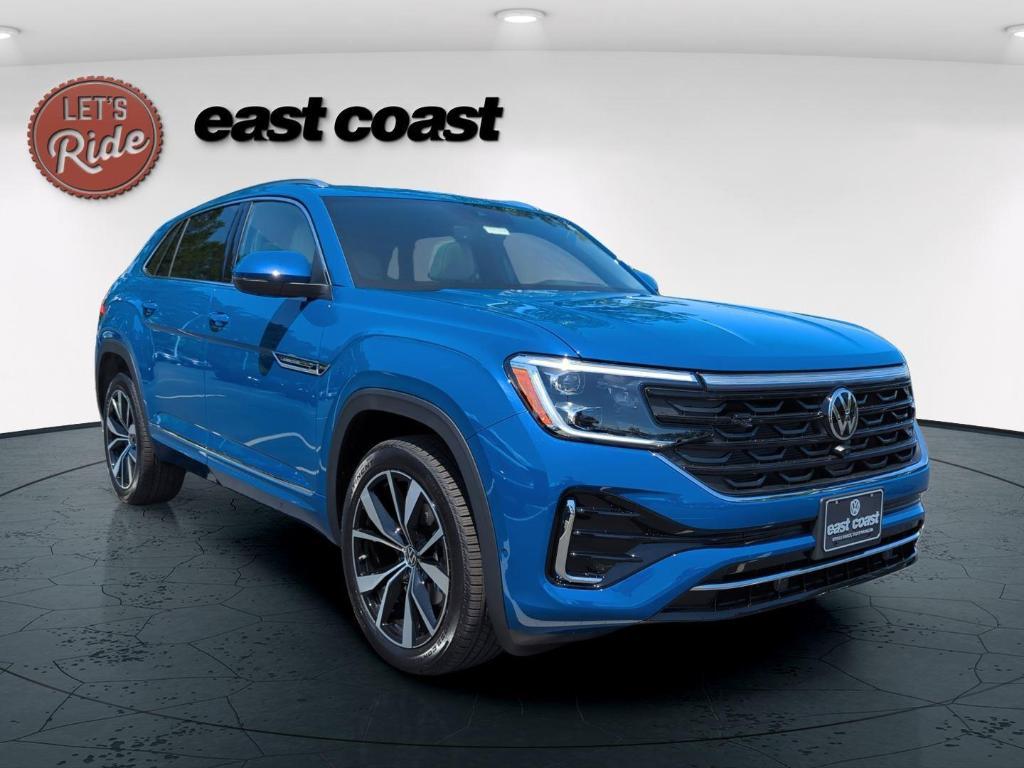 new 2025 Volkswagen Atlas Cross Sport car