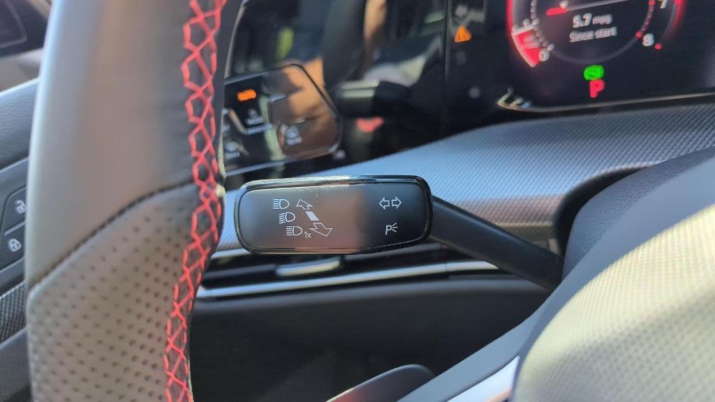new 2025 Volkswagen Golf GTI car, priced at $39,575