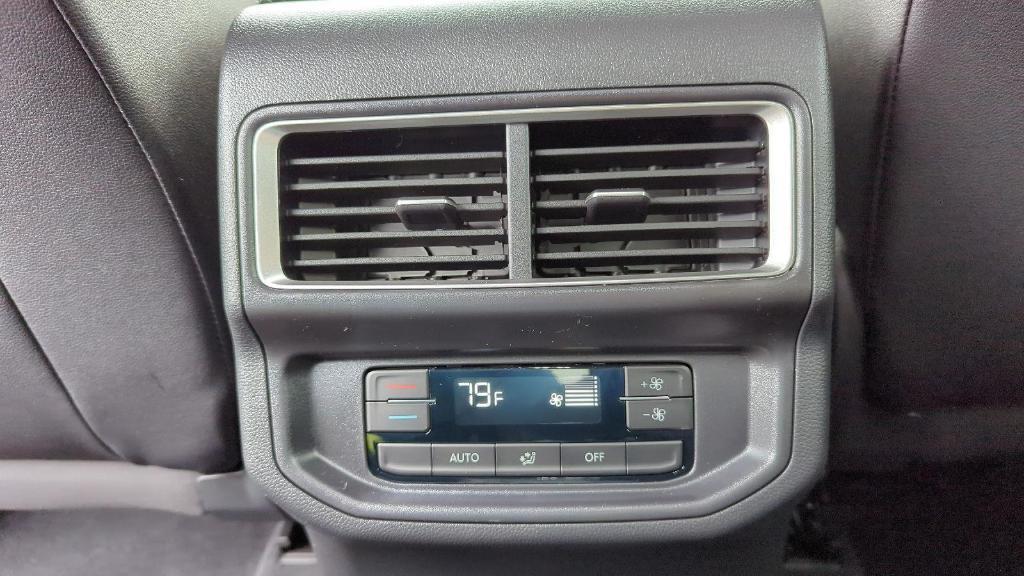 new 2026 Volkswagen Atlas car, priced at $46,315