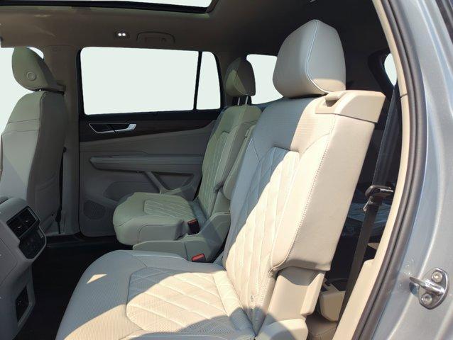 new 2025 Volkswagen Atlas car, priced at $56,954