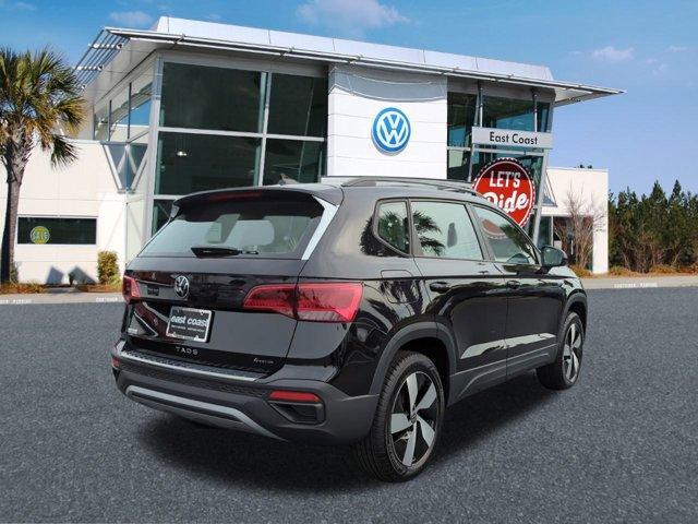 new 2024 Volkswagen Taos car