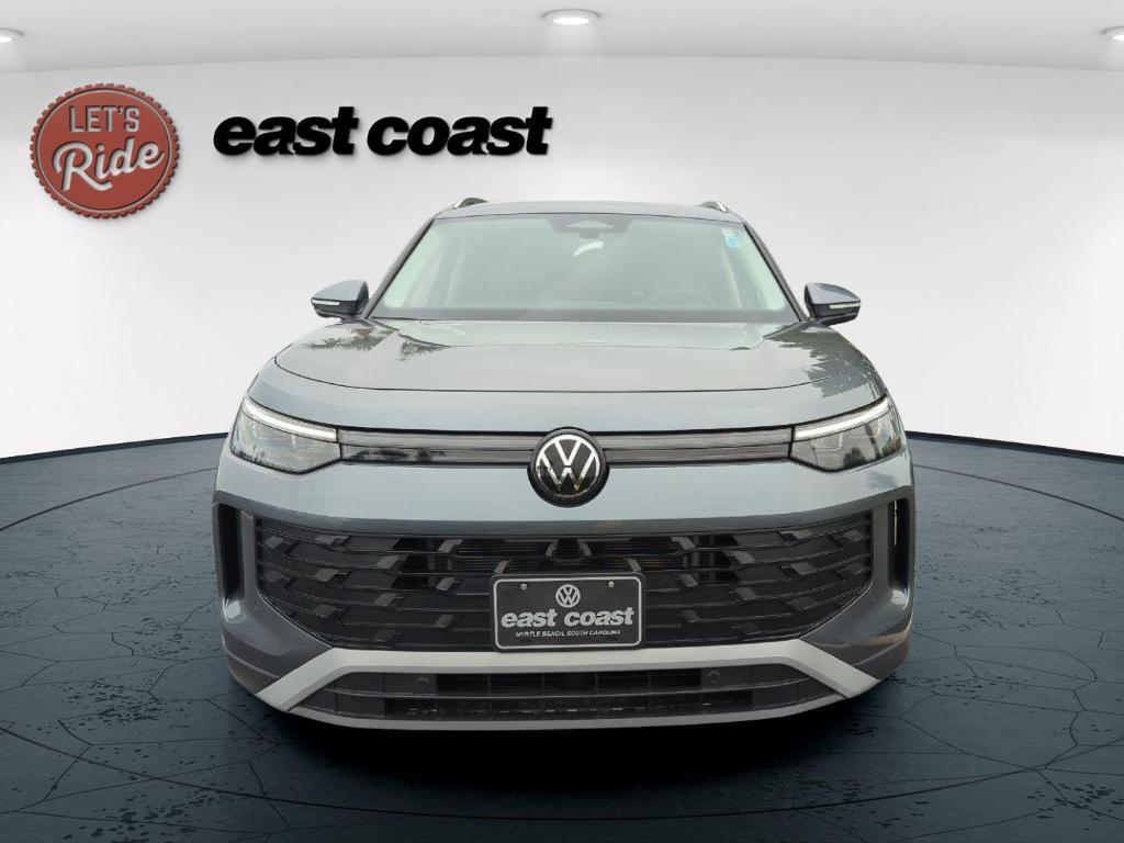 new 2025 Volkswagen Tiguan car, priced at $33,087