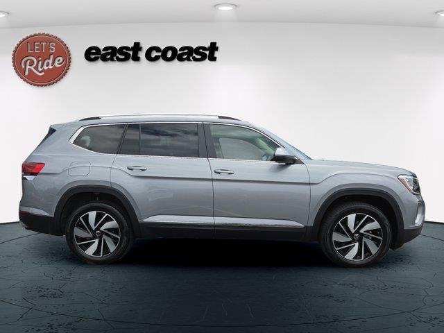 new 2025 Volkswagen Atlas car, priced at $51,316