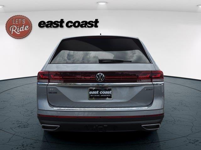 new 2025 Volkswagen Atlas car, priced at $51,316