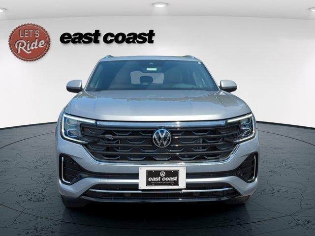 new 2024 Volkswagen Atlas Cross Sport car, priced at $52,061
