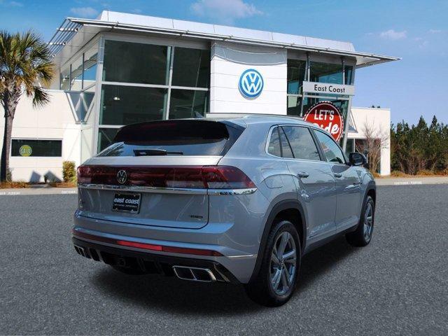 new 2024 Volkswagen Atlas Cross Sport car