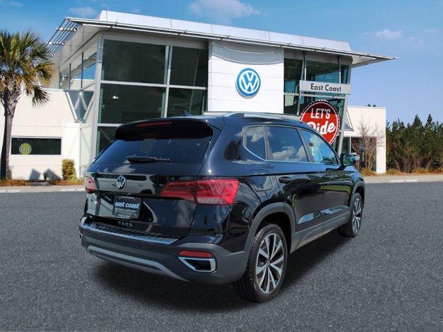 new 2024 Volkswagen Taos car