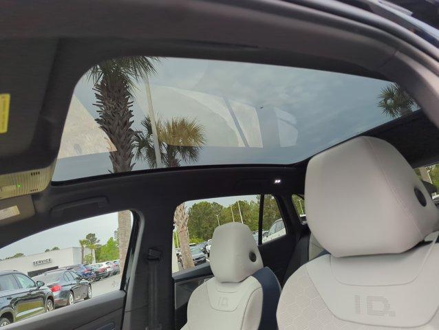 new 2025 Volkswagen ID.4 car, priced at $56,666