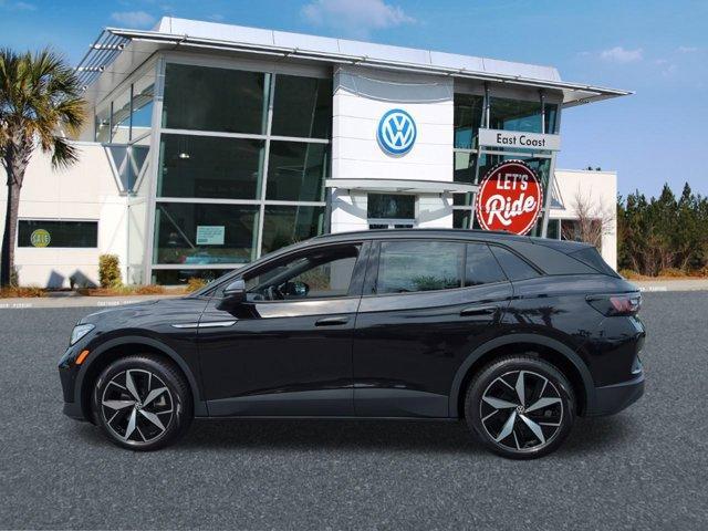new 2025 Volkswagen ID.4 car, priced at $56,666