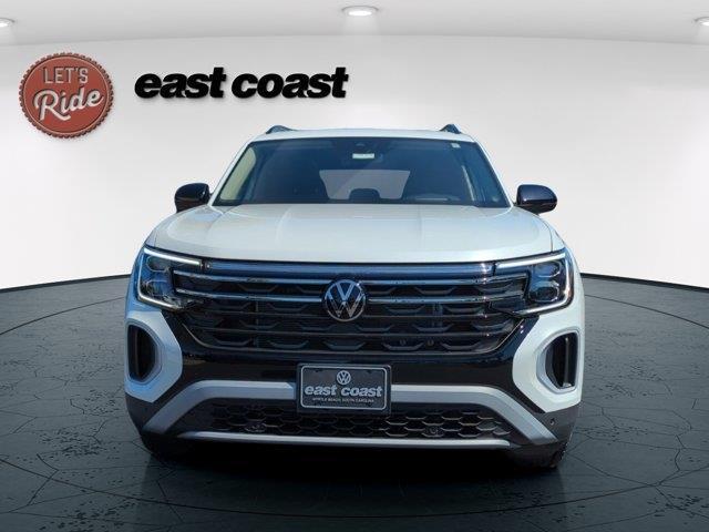 new 2024 Volkswagen Atlas car, priced at $53,966