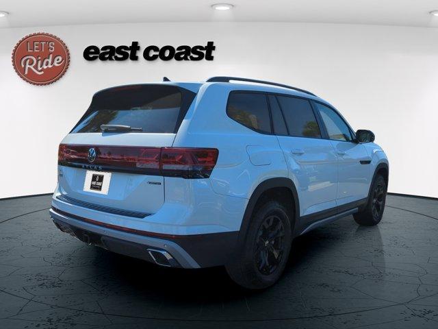 new 2024 Volkswagen Atlas car, priced at $53,966